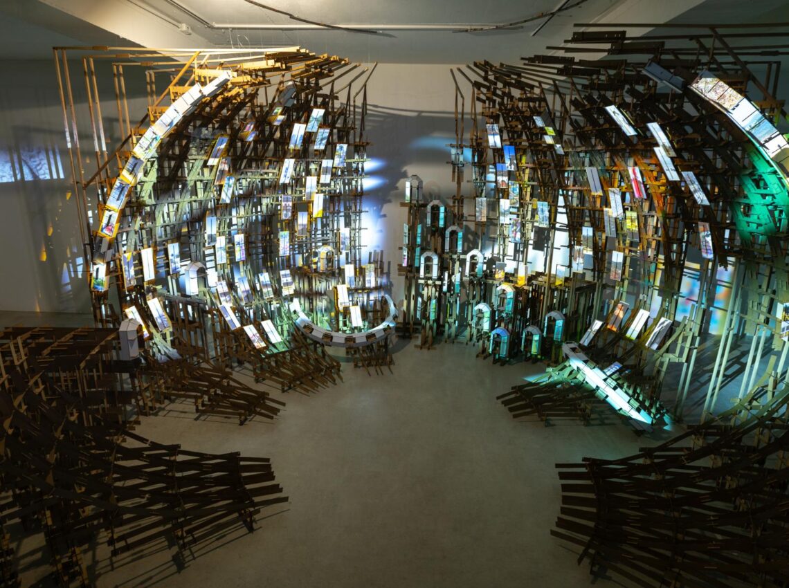 Glitching the user-friendly interface: in conversation with artist Yehwan Song